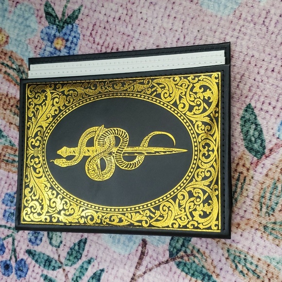 The Serpent and the Wings of Night Jewelry Book - Picture 2 of 6